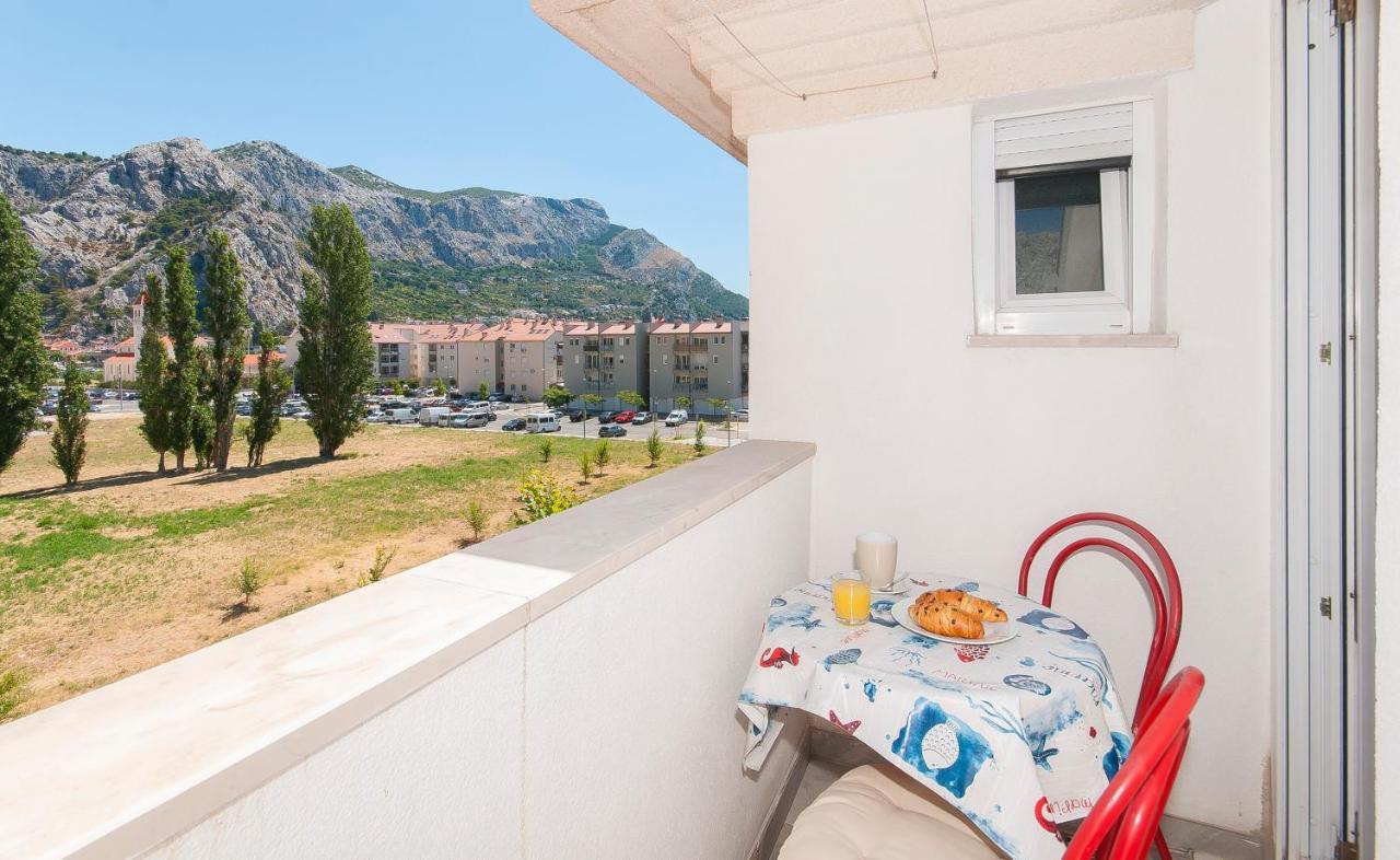 Apartment Luna Omiš Eksteriør billede