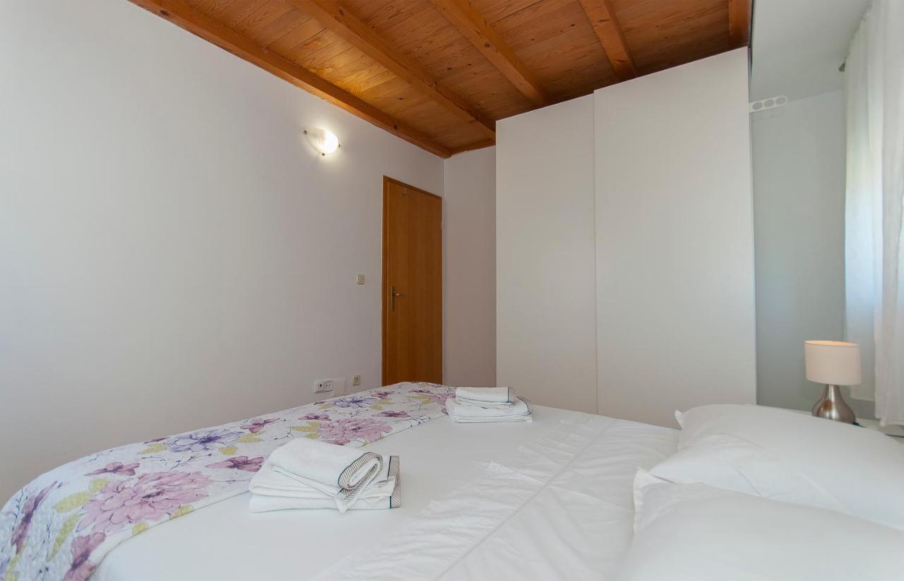 Apartment Luna Omiš Eksteriør billede